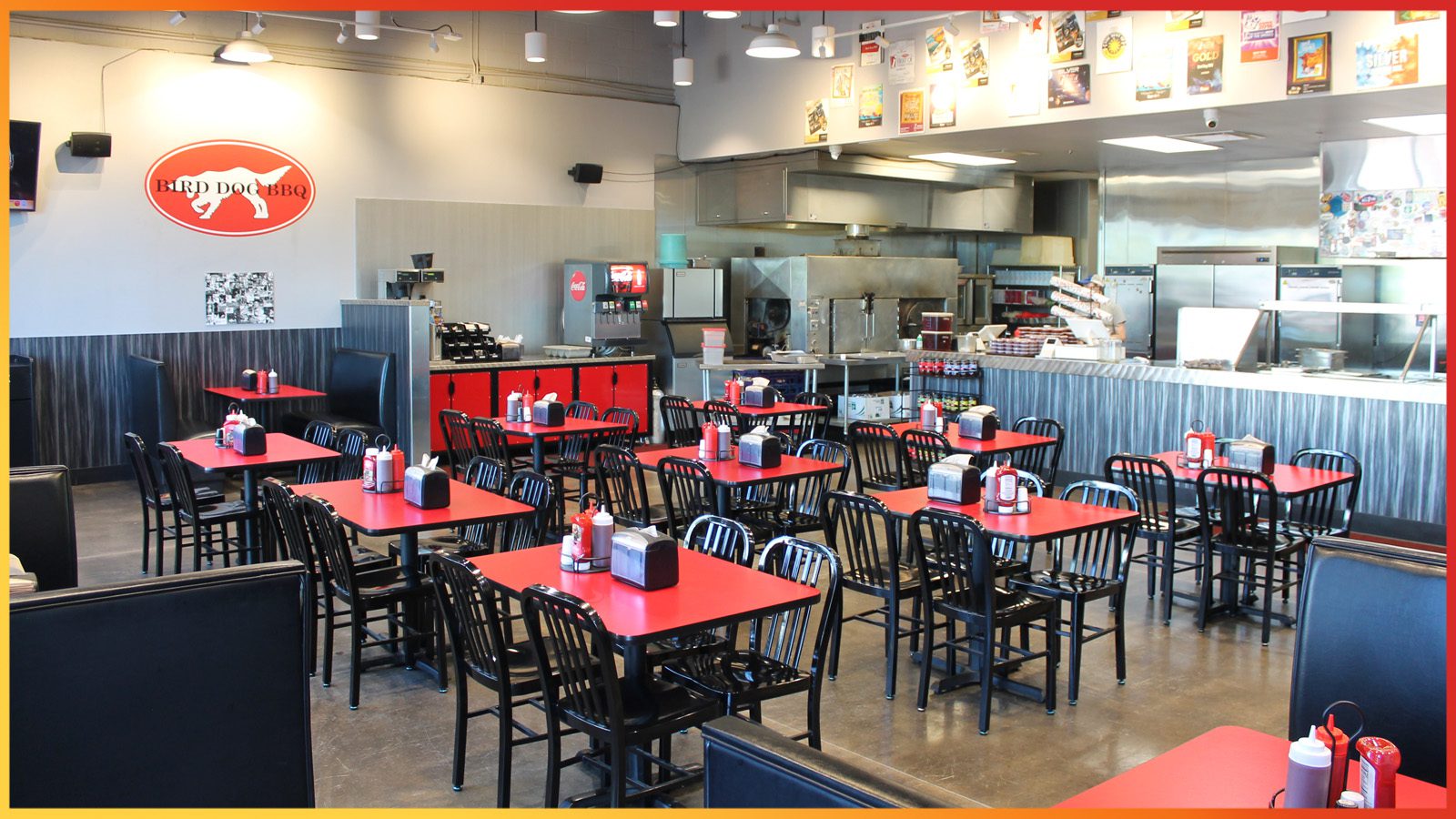 Bird Dog BBQ Powers Location Interior 1